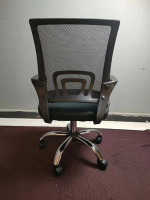Adjustable Mid-Back Mesh Office Chair for Executive Comfort and Customization