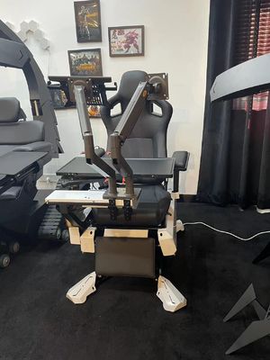ALINUNU Scorpion Gaming Chair Recliner Cockpit Zero Gravity Tilt Customize Mail Packing